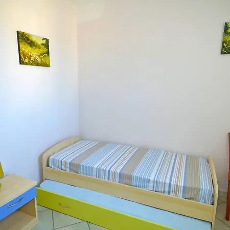 Ginestra Otto By Salento Prime *